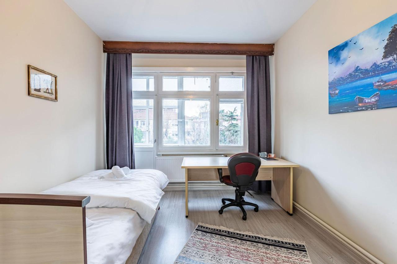 Charming Apartment Surrounded By Vibrant Attractions In Kadikoy イスタンブール エクステリア 写真