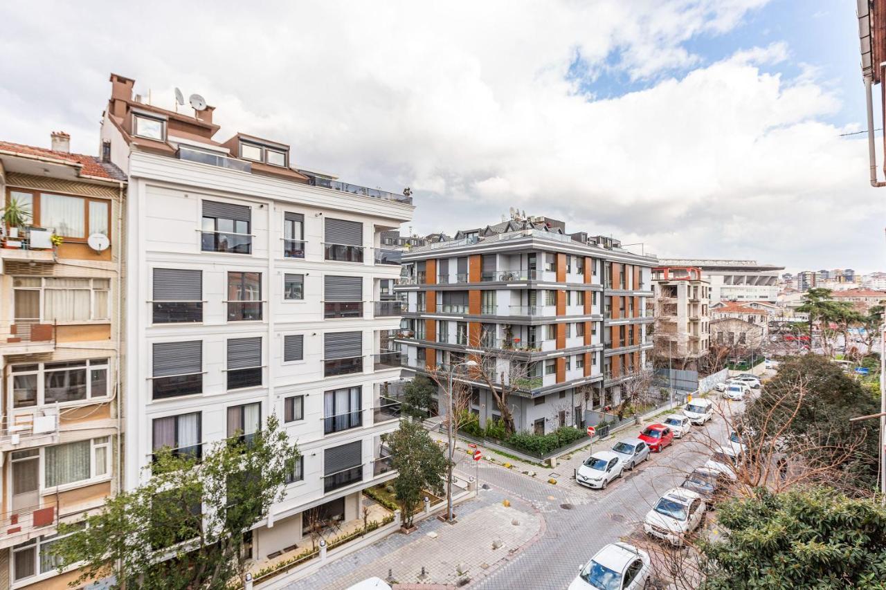 Charming Apartment Surrounded By Vibrant Attractions In Kadikoy イスタンブール エクステリア 写真