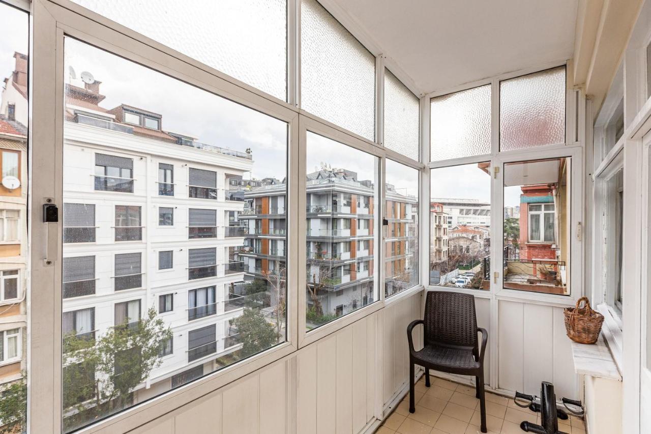 Charming Apartment Surrounded By Vibrant Attractions In Kadikoy イスタンブール エクステリア 写真